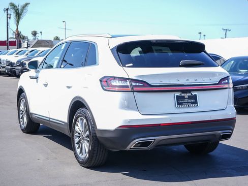 Used 2022 Lincoln Nautilus Reserve w/ Luxury Package FWD image 8