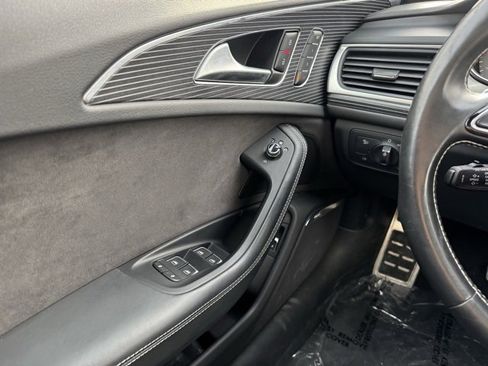 Used 2016 Audi S6 Prestige w/ Prestige Package image 35