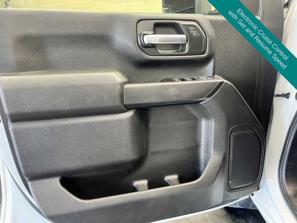Used 2025 Chevrolet Silverado 2500 W/T w/ WT/CX Safety Package AWD/4WD image 19