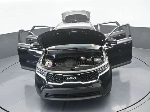 Used 2022 Kia Sorento LX image 69