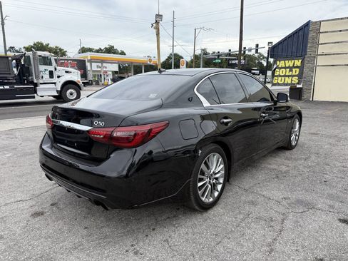 Used 2018 INFINITI Q50 Luxe w/ Essential Package (3.0T Luxe) RWD image 7