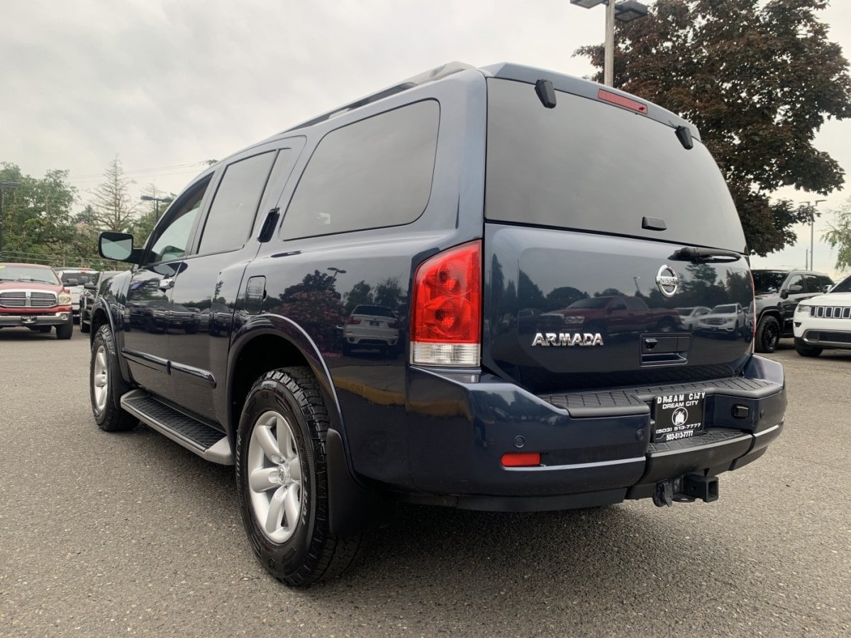Used 2015 Nissan Armada SV AWD/4WD image 6