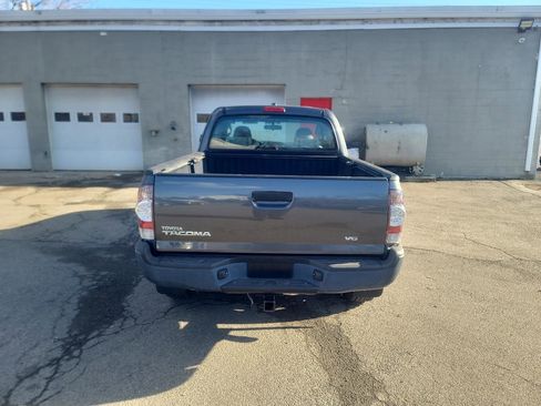 Used 2010 Toyota Tacoma 4x4 Access Cab V6 image 6