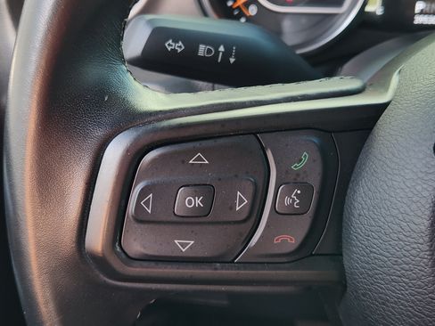 Used 2021 Jeep Wrangler Sport AWD/4WD image 30
