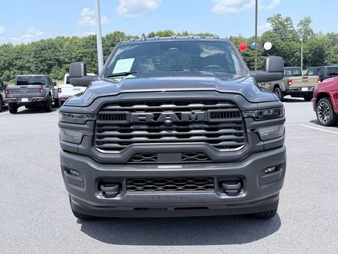 Used 2025 RAM 3500 Tradesman AWD/4WD image 3