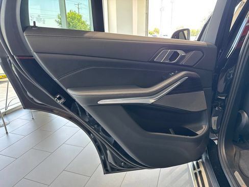 Used 2026 BMW X5 xDrive40i AWD/4WD image 44