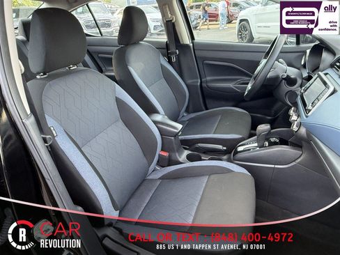 Used 2024 Nissan Versa SV w/ Trunk Package FWD image 32