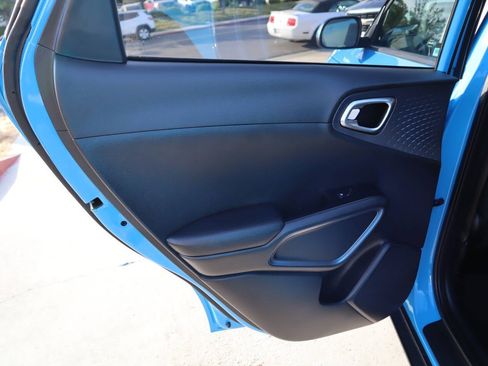 Used 2024 Kia Soul EX image 29