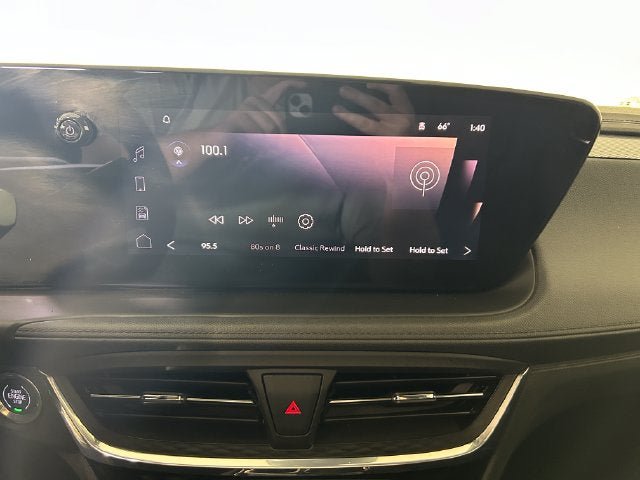 Used 2025 Buick Encore GX Sport Touring w/ Comfort Package FWD image 21