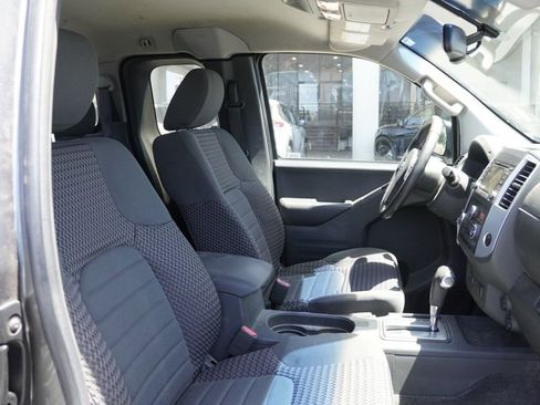 Used 2016 Nissan Frontier SV w/ SV Value Truck Package RWD image 20