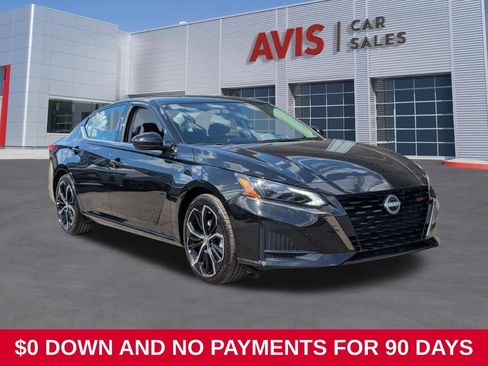 Used 2025 Nissan Altima 2.5 SR FWD image 3