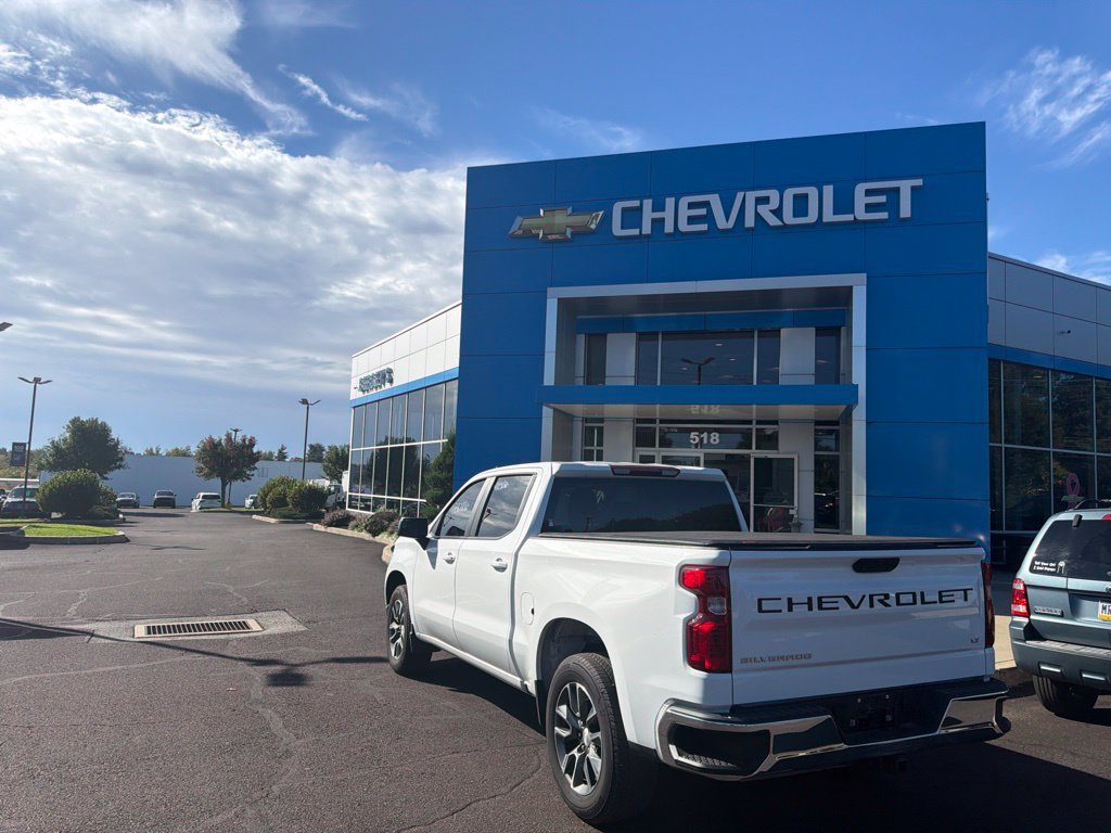 Certified 2023 Chevrolet Silverado 1500 LT AWD/4WD image 6