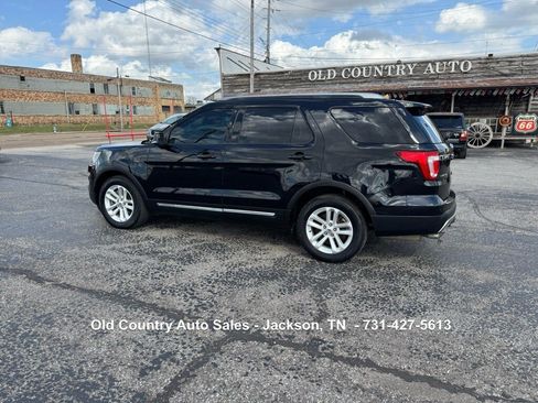 Used 2016 Ford Explorer XLT w/ Equipment Group 202A image 1