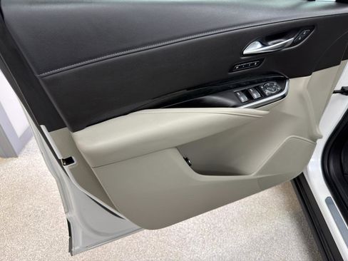 Used 2019 Cadillac XT4 Premium Luxury AWD/4WD image 14