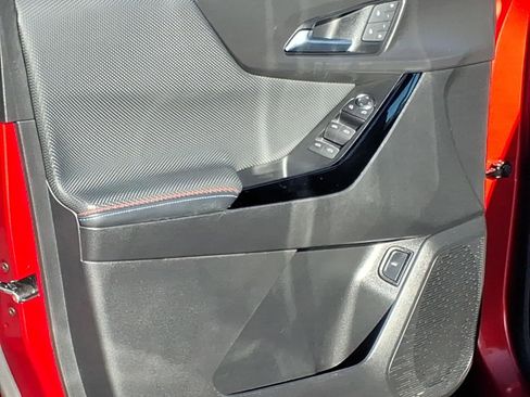 Used 2025 Chevrolet Equinox RS w/ Safety and Technology Package AWD/4WD image 13