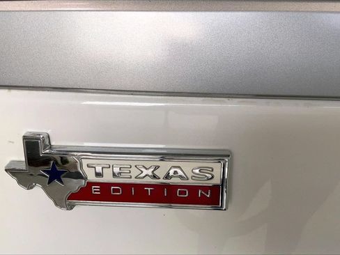 Used 2022 Ford Expedition XLT RWD image 31