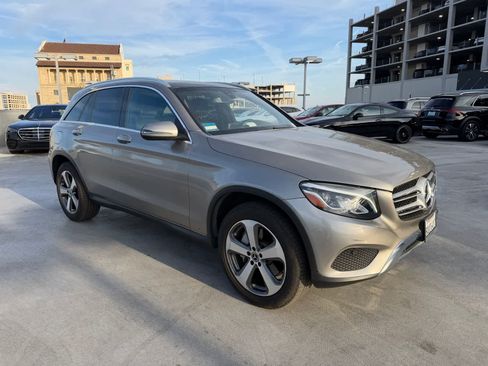 Used 2019 Mercedes-Benz GLC 300 image 5