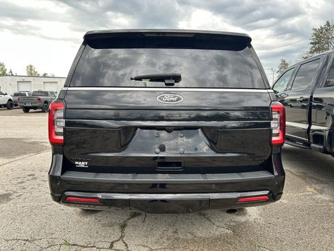 Used 2024 Ford Expedition Max Limited AWD/4WD image 4