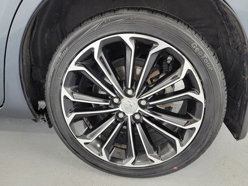 Used 2016 Toyota Corolla S FWD image 11