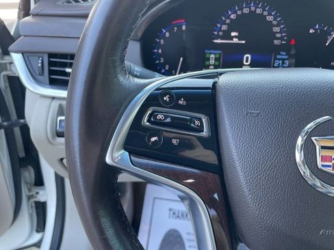 Used 2014 Cadillac XTS image 16