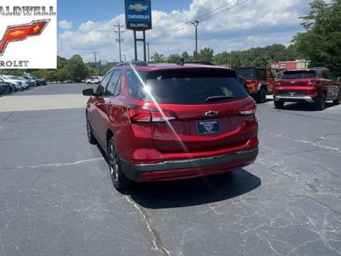 Used 2023 Chevrolet Equinox RS w/ RS Leather Package FWD image 7