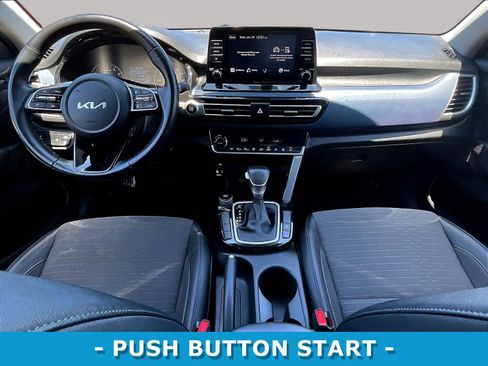 Used 2023 Kia Seltos S FWD image 7