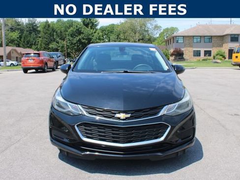 Used 2016 Chevrolet Cruze LT FWD image 3