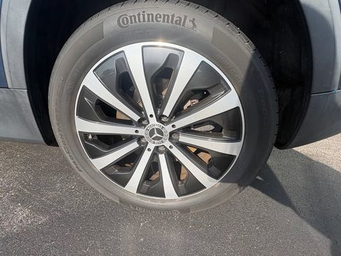 Certified 2022 Mercedes-Benz GLB 250 4MATIC image 9