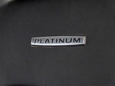 Used 2019 Ford F250 Platinum w/ Platinum Ultimate Package image 33