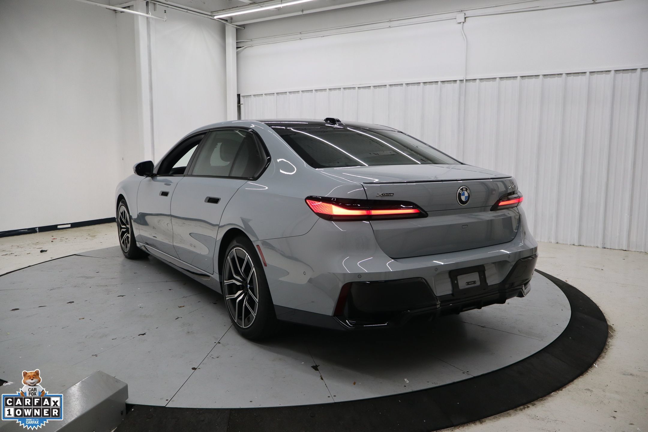 Used 2026 BMW 740i xDrive AWD/4WD image 6