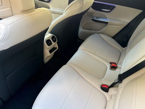 New 2026 Mercedes-Benz GLC 300 image 12