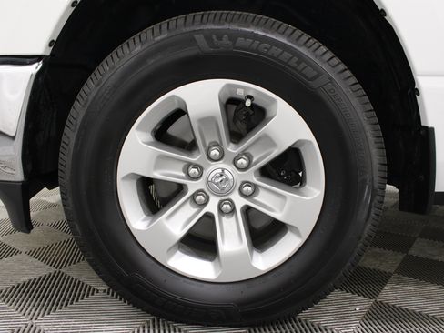 Used 2023 RAM 1500 Laramie AWD/4WD image 37