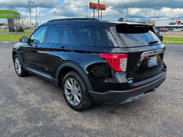 Certified 2024 Ford Explorer XLT w/ Equipment Group 202A AWD/4WD image 5