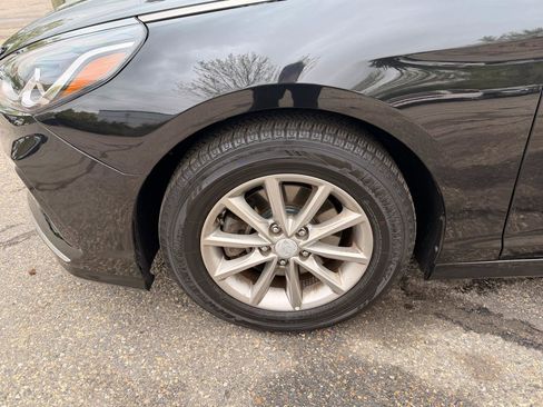 Used 2019 Hyundai Sonata SE image 11