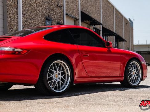 Used 2006 Porsche 911 Carrera RWD image 36