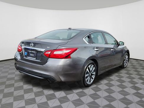 Used 2017 Nissan Altima 2.5 SL image 4