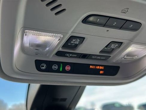 Used 2019 Chevrolet Traverse Premier w/ LPO, Floor Liner Package image 22