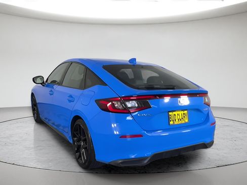 Used 2024 Honda Civic Sport image 6
