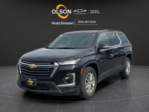 Used 2023 Chevrolet Traverse LT AWD/4WD image 4