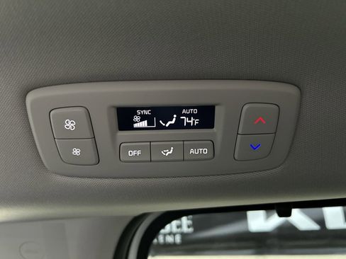 New 2026 Kia Carnival SX Prestige image 16