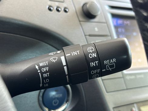 Used 2015 Toyota Prius Four FWD image 33
