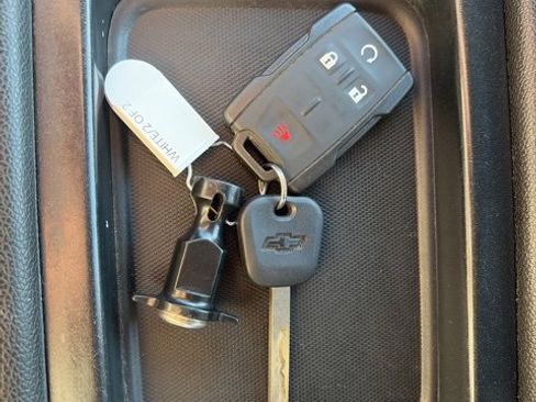 Used 2018 Chevrolet Silverado 1500 LT w/ All Star Edition image 53