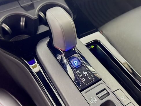 Certified 2024 Toyota Prius Prime FWD image 16