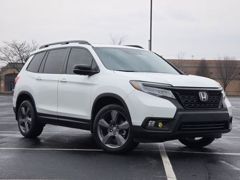 Certified 2021 Honda Passport Touring image 2