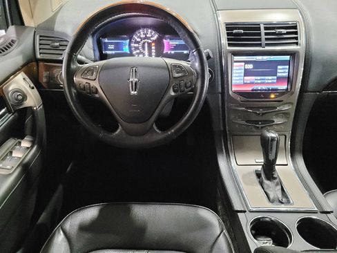 Used 2015 Lincoln MKX AWD w/ Equipment Group 101A image 22