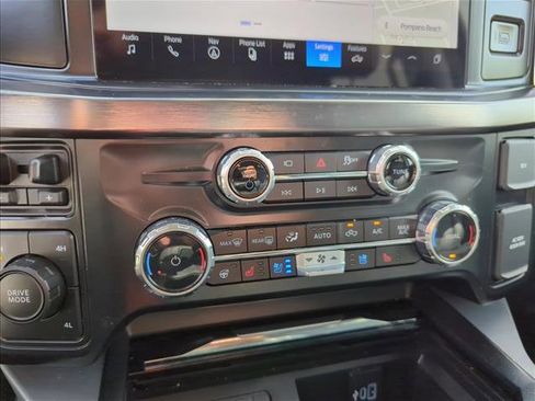 Used 2026 Ford F250 Lariat AWD/4WD image 11