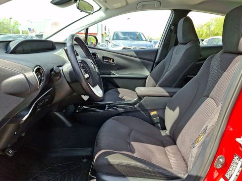 Used 2018 Toyota Prius Prime Plus FWD image 15