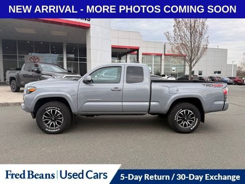 Certified 2021 Toyota Tacoma TRD Sport AWD/4WD image 6