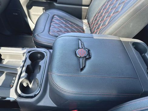 Used 2022 GMC Sierra 1500 SLT w/ SLT Premium Plus Package image 20