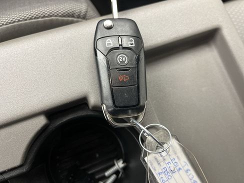 Certified 2018 Ford F250 XLT w/ XLT Premium Package image 26